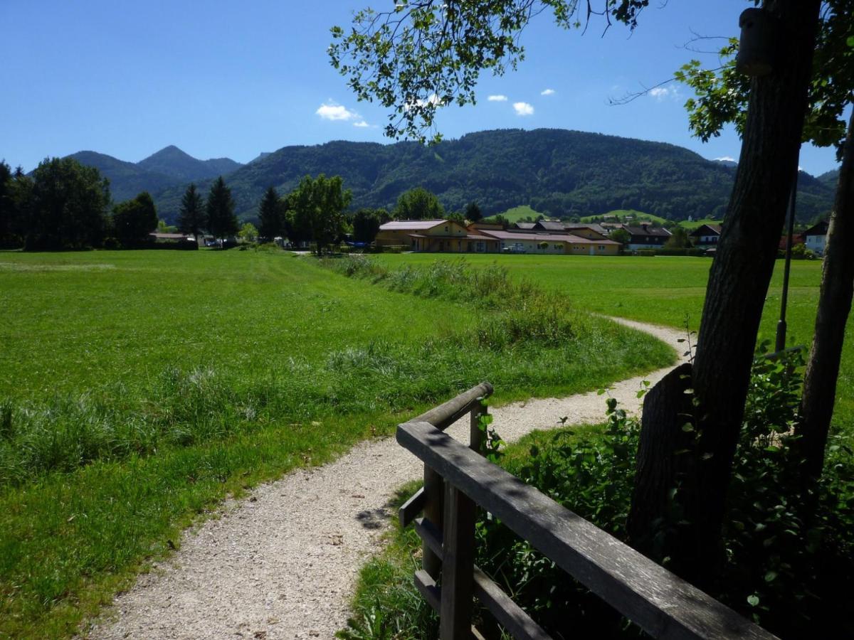 Direkt Zwischen Chiemsee U Alpen Dg Bernau am Chiemsee Exteriör bild